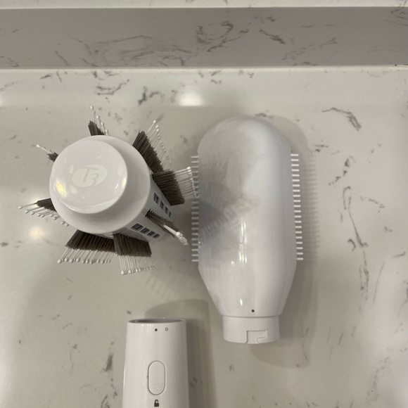 T3 AireBrush Duo Interchangeable Hot Air Blow Dry Brush - Picture 6 of 10